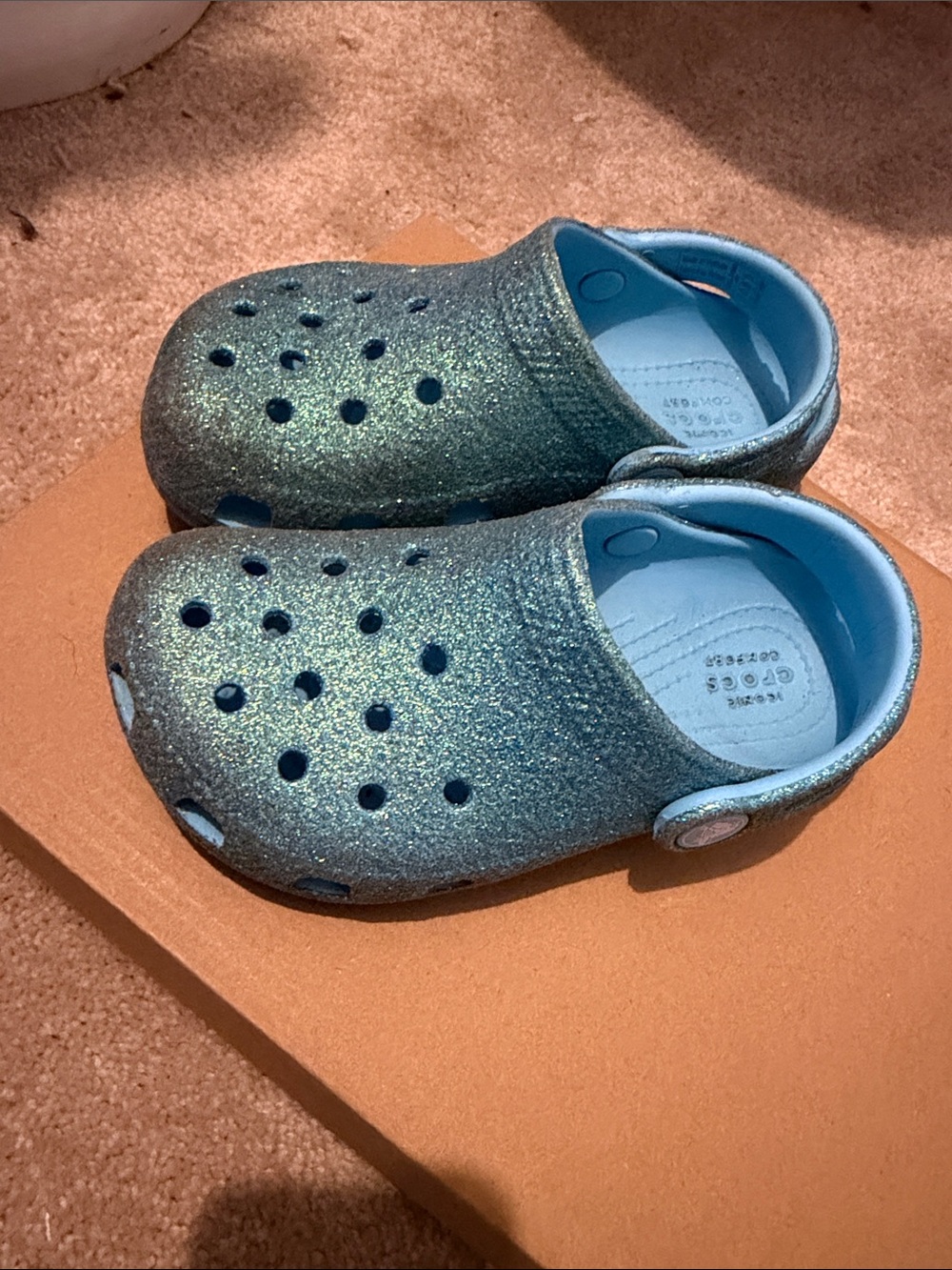 CROCS Kids' Glitter Clog in Shimmering Teal-Blue